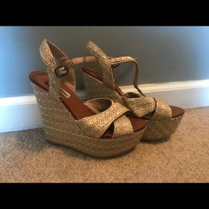 Steve Madden wedges!